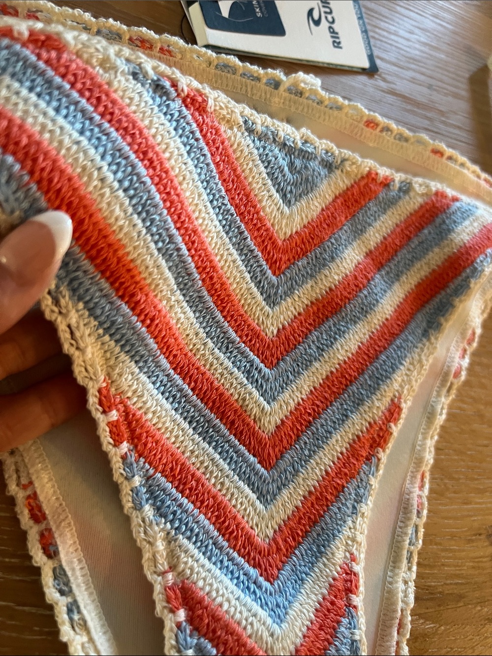🌈❤️NWT RIP CURL CHEVRON CROCHET SIDE STRING BIKINI BOTTOM MULTI-COLOR🌈❤️